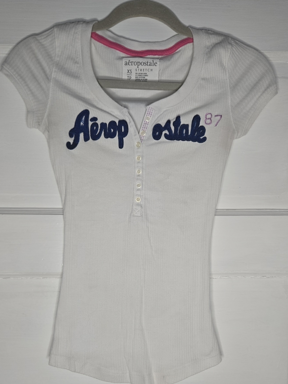 Aeropostale Women's Graphic Henley Tee White & Blue XS